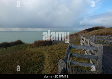 Blick von der Klippe des Cap Gris-Nez (Frankreich) auf die Englischer Kanal Stockfoto