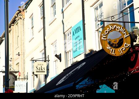 Cafés und Geschäfte in Yarm on Tees, England Stockfoto