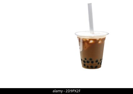 Kalte Blase Perle Milch tra berühmte Getränk in Taiwan auf Weißer Hintergrund Stockfoto
