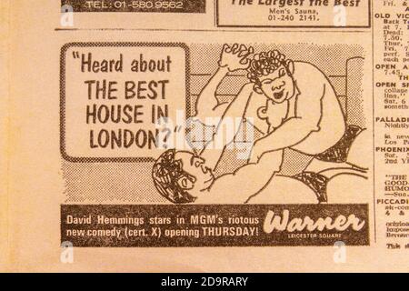 Werbung für 'Best House in London' in einer Evening Standard Souvenir Zeitung (Replik) für die Apollo 11 Mondlandungen am 21. Juli 1969. Stockfoto