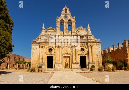 Arkadi, Griechenland - 19. August 2020 - die historische Klosterkirche im berühmten Arkadi Kloster auf Kreta Stockfoto