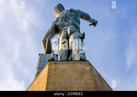 Die Vulcan-Statue ist im Vulcan Park, 19. Juli 2015, in Birmingham, Alabama, abgebildet. Die eiserne Statue zeigt den römischen Gott des Feuers und der Schmiede Vulcan. Stockfoto