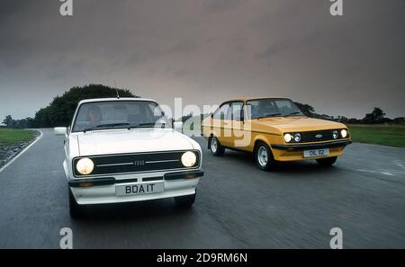 Ford Escort RS1800 1975 (links) Escort RS2000 1977 (rechts) Stockfoto