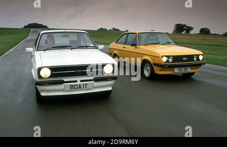 Ford Escort RS1800 1975 (links) Escort RS2000 1977 (rechts) Stockfoto