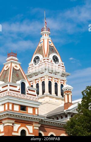 Das Livingston County Courthouse an einem wunderschönen Herbstmorgen. Pontiac, Illinois, USA Stockfoto