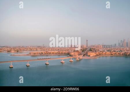 Panorama authentische Luftaufnahme von Dubai. Stockfoto