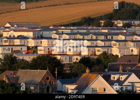 Maidens Caravan Park, Maidens, Ayrshire, Schottland, Großbritannien. Reihen von Wohnwagen mit statischen Wohnhäusern an der Westküste schottlands Stockfoto