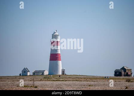 Der Leuchtturm von Orford Ness an der Küste von Suffolk, Großbritannien Stockfoto