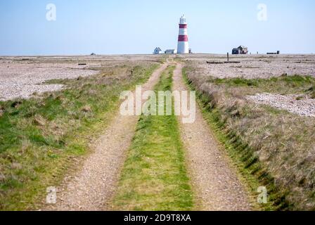 Der Leuchtturm von Orford Ness an der Küste von Suffolk, Großbritannien Stockfoto