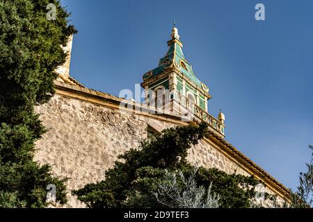 Blick auf die Stadt Valldemossa, einer der schönsten in Spanien. Stockfoto