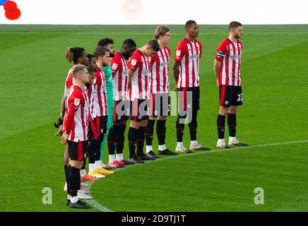 Brentford, Großbritannien. November 2020. Erinnert sich an den Tag während der Sky Bet Championship hinter verschlossenen Türen Spiel zwischen Brentford und Middlesbrough im Brentford Community Stadium, Brentford, England am 7. November 2020. Foto von Andrew Aleksiejczuk/Prime Media Images. Kredit: Prime Media Images/Alamy Live Nachrichten Stockfoto