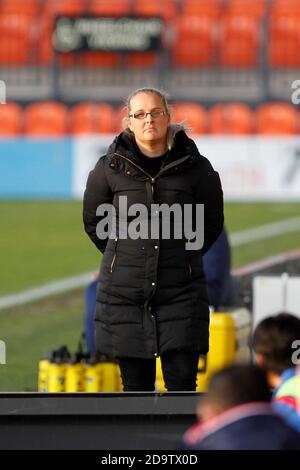 London, Großbritannien. November 2020. Leserinnen-Managerin Kelly Chambers beim FAWSL-Spiel hinter verschlossenen Türen zwischen Tottenham Hotspur Women und Reading Women am 7. November 2020 im Hive, London, England. Foto von Carlton Myrie/Prime Media Images. Kredit: Prime Media Images/Alamy Live Nachrichten Stockfoto