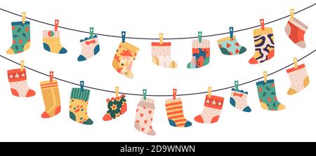 Kindersocken. Hängend bunte trocknende Baumwolle oder Wolle Socken, niedliche Baby Kleidung Seil Vektor Illustration Symbole gesetzt Stock Vektor