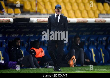 PARMA, ITALIEN - 07. November 2020: Giuseppe Iachini, Cheftrainer von ACF Fiorentina, ruft während des Fußballspiels Serie A zwischen Parma Calcio und ACF Fiorentina. Das Spiel endete 0-0 Unentschieden. (Foto von Nicolò Campo/Sipa USA) Stockfoto