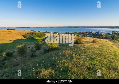 Mönchgut: Blick vom Bakenberg zum Dorf Gager, Hagensche Wiek, Halbinsel Reddevitz (Reddevitzer Höft), Ostsee, Ostsee (Ostsee), Rüge Stockfoto