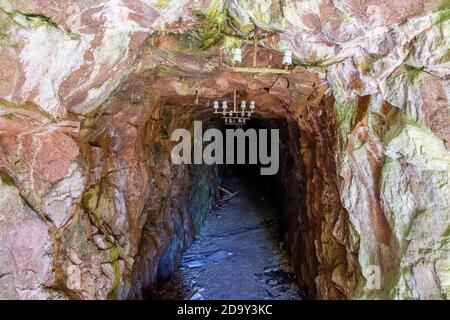 Alte Mine in den Berg geschnitzt Stockfoto