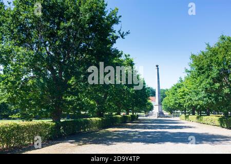 Putbus: Obelisk in Circus, Ostsee, Rügen, Mecklenburg-Vorpommern, Deutschland Stockfoto