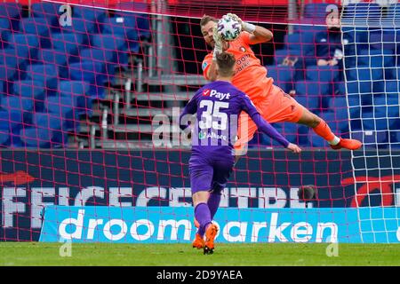 ROTTERDAM - 08-11-2020, Feijenoord Stadion de Kuip, Niederländische eredivisie Fußballsaison 2020/2021, Feyenoord - Groningen, außer von Feyenoord Torwart Nick Marsman Credit: Pro Shots/Alamy Live News Stockfoto