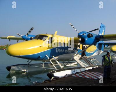 Malediven-Inseln. Lufttransport in das touristische Dorf Stockfoto
