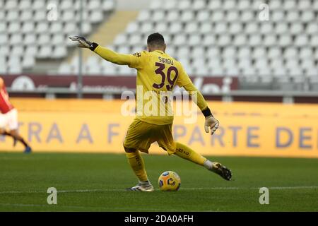 Salvatore Sirigu von Turin FC während der Serie EIN Spiel zwischen Turin FC und Crotone FC im Olympischen Grande Torino Stadion am 08. November 2020 in Turin Stockfoto
