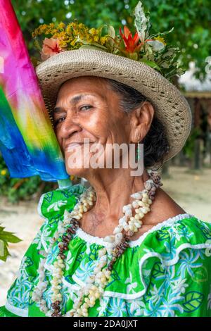 Bildnis einer alten Frau in Huahine, Gesellschaftsinseln, Französisch-Polynesien, Südsee. Stockfoto