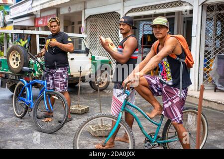 Porträt einer lokalen Bevölkerung in Huahine, Gesellschaftsinseln, Französisch-Polynesien, Südpazifik. Stockfoto