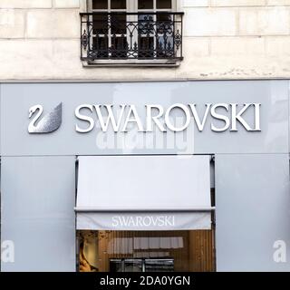 Swarovski-Logo. Swarovski ist ein österreichisches Unternehmen. Stockfoto