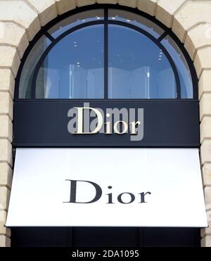 PARIS : Dior Shop in Place Vendome in Paris, Frankreich. Das Unternehmen wurde 1946 vom Designer Christian Dior gegründet. Stockfoto