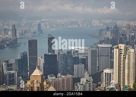 Hongkong, China, April 2018.Blick auf Hongkong vom Aussichtspunkt Victoria Peak. Stockfoto