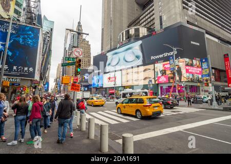 7th Avenue und West 46th Street, Actors' Equity Corner, Manhattan, NYC, New York City, März 2019 Stockfoto