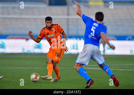 Novara, Italien. November 2020. Hamza Rafia (#19 Juventus U23) während der italienischen Serie C Spiel zwischen Novara Calcio 1908 und FC juventus U23 Cristiano Mazzi / SPP Kredit: SPP Sport Pressefoto. /Alamy Live Nachrichten Stockfoto