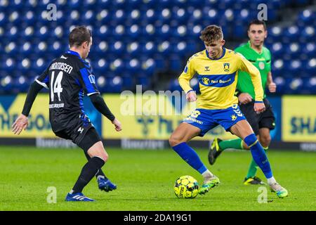 Brondby, Dänemark. November 2020. Jesper Lindstrom (18) von Broendby, WENN er während des 3F Superliga-Spiels zwischen Broendby IF und Odense Boldklub im Brondby Stadium gesehen wurde. (Foto Kredit: Gonzales Foto/Alamy Live News Stockfoto