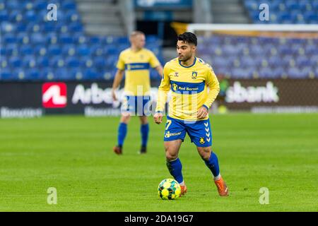 Brondby, Dänemark. November 2020. Rezan Corlu (7) von Broendby, WENN er während des 3F Superliga-Spiels zwischen Broendby IF und Odense Boldklub im Brondby Stadium gesehen wurde. (Foto Kredit: Gonzales Foto/Alamy Live News Stockfoto