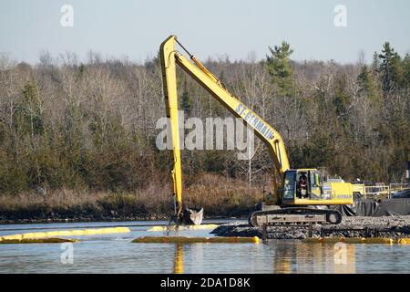 Bau eines Staudamms in Ontario Stockfoto