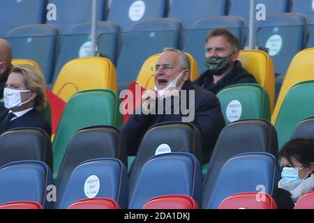 Rom, Italien. November 2020. ROM, ITALIEN - 08/11/2020: CLAUDIO LOTITO PRESIDENTE DELLA LAZIO, IN TRIBUNA GUARDA LA PARTITA LAZIO VS JUVENTUS. Kredit: Unabhängige Fotoagentur/Alamy Live Nachrichten Stockfoto