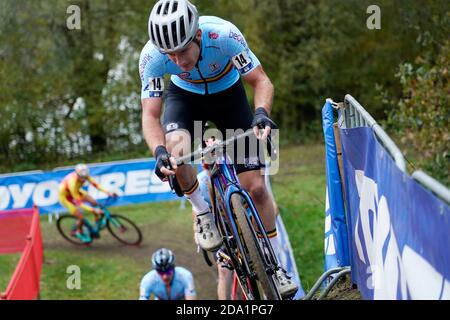 08-11-2020 VELDRIJDEN: UEC EUROPESE KAMPIOENSCHAPPEN: ROSMALEN Daan Soete (Bel) bei den Herren Elite UEC Cyclo-Cross Europameisterschaften am 8. November 2020 in Rosmalen, Niederlande Foto von SCS/Soenar Chamid/AFLO (HOLLAND OUT) Stockfoto