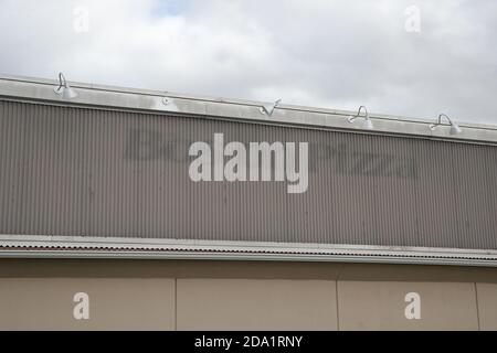 Erinnerung an eine Boston Pizza, die geschlossen Zeichen Waterloo Ontario Kanada Luke Durda/Alamy Stockfoto