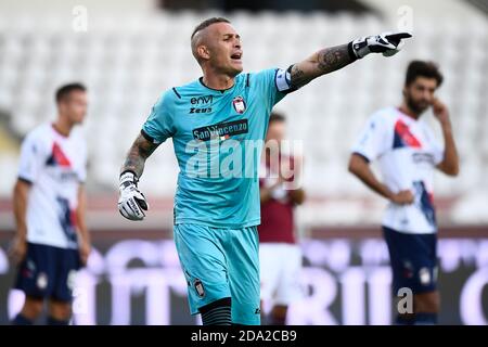 Turin, Italien. November 2020. TURIN, ITALIEN - 08. November 2020: Alex Cordaz vom FC Crotone reagiert während der Serie A Fußballspiel zwischen Turin FC und FC Crotone. (Foto von Nicolò Campo/Sipa USA) Quelle: SIPA USA/Alamy Live News Stockfoto