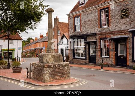 Großbritannien, England, East Sussex, Alfriston, altes Marktkreuz Stockfoto