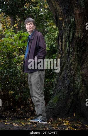 Autor Ian Rankin nimmt an der Einführung von Literary Lunches im Royal Scots Club, Edinburgh Teil und kündigt das erste Mittagessen in der Reihe an, bei dem die schottischen Kriminalautoren Rankin, Lin Anderson und Lesley Kelly den Vorsitz führen werden. Stockfoto