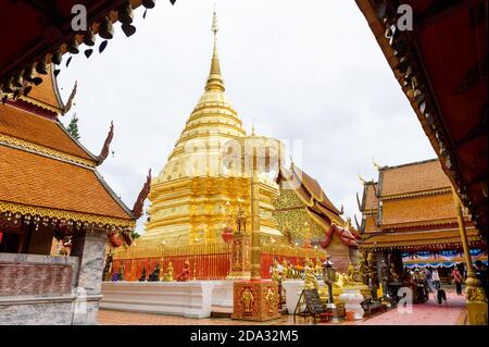 Wat Phra That Doi Suthep ist ein wichtiges Touristenziel Von Chiang Mai Stockfoto