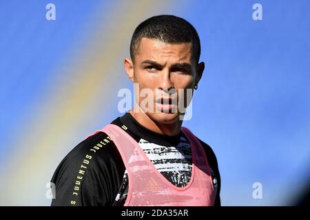 Roma, Italien. November 2020. Cristiano Ronaldo von Juventus FC erwärmt sich beim Fußballspiel der Serie A zwischen SS Lazio und Juventus FC im Olimpico Stadium in Roma (Italien), 8. November 2020. Foto Antonietta Baldassarre/Insidefoto Kredit: Insidefoto srl/Alamy Live News Stockfoto