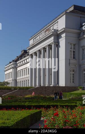 KOBLENZ, DEUTSCHLAND - 19. Sep 2020: Koblenz, Rheinland-Pfalz, Deutschland - 19. September 2020: Facadeof the backside of the Koblenz Palace Stockfoto