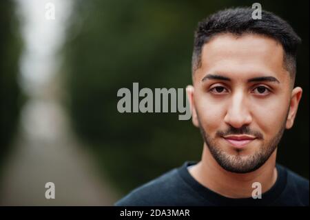 Nahaufnahme Porträt Kopf kuwaitischen Mann. Stockfoto