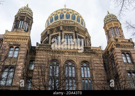 Berlin, Deutschland – 29. Januar 2018. Synagoge in Berlin. In der Synagoge befindet sich ein Museum und ein Gedenkort mit dem Namen Centrum Judaicum. Stockfoto