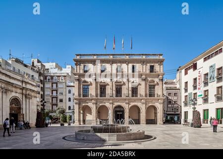 Rathaus auf dem Hauptplatz der Stadt Castellon de la Plana, Gemeinschaft Valencia, Spanien, Europefountain Stockfoto