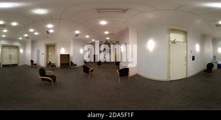 360 Grad Panorama Ansicht von 360-Grad-Panoramafugel-Foto, das das Innere des zeigt Historisches Rathaus von Leeds