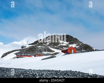 Die argentinische Forschungsstation Camara auf der Halbmondinsel, Südshetlandinseln, Antarktis. Stockfoto