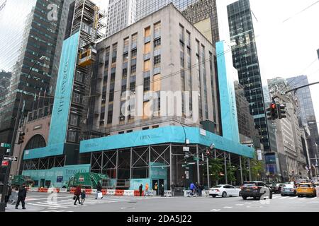 New York City/USA - 3. November 2020: Fenster in New York City. Stockfoto