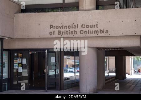 Vancouver, Kanada - Juli 13,2020: Zeichen des Provinzgerichts von British Columbia in der Innenstadt von Vancouver Stockfoto